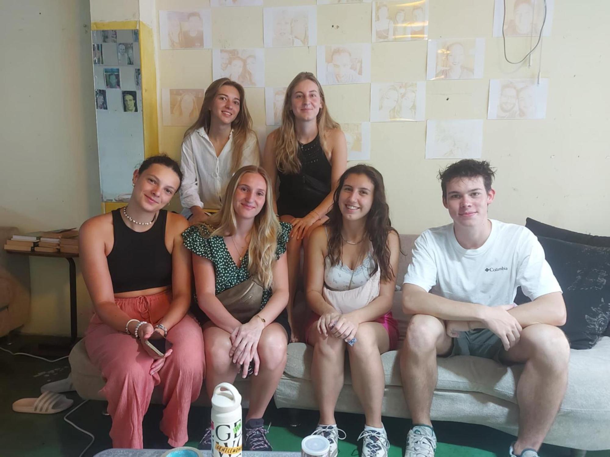 Banphe​ Hostel Екстер'єр фото